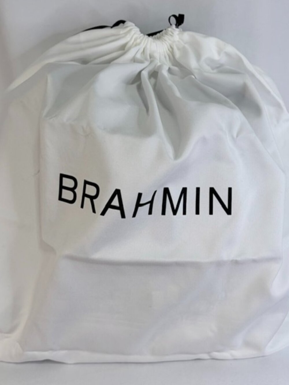 NWT Brahmin Melinda Bucket Bag in Ganache Berryline Leather